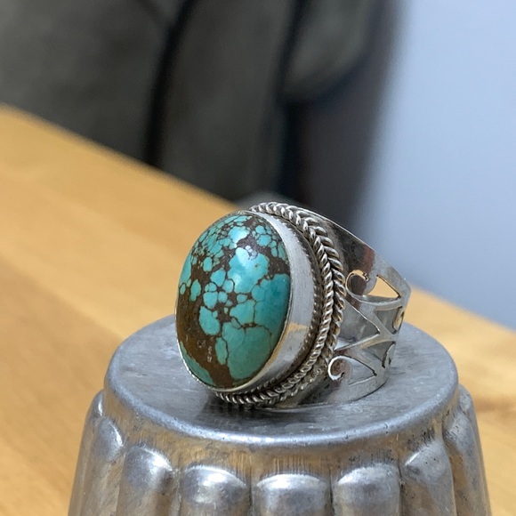 Sterling Silver Turquoise Ring - Picture 3 of 10